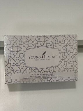 🌿 Young Living Essential Oil Promotional Kit 🌿